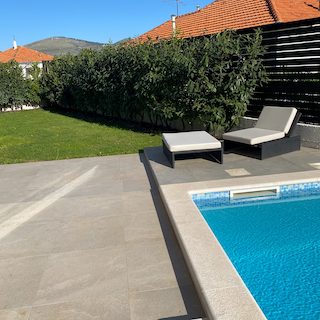 Garden Villa Salt, 10 Personen, beheizter privater Pool, Trogir, Nah am Strand & Split Flughafen - 10 people, heated pool, Trogir, near beach & Split airport